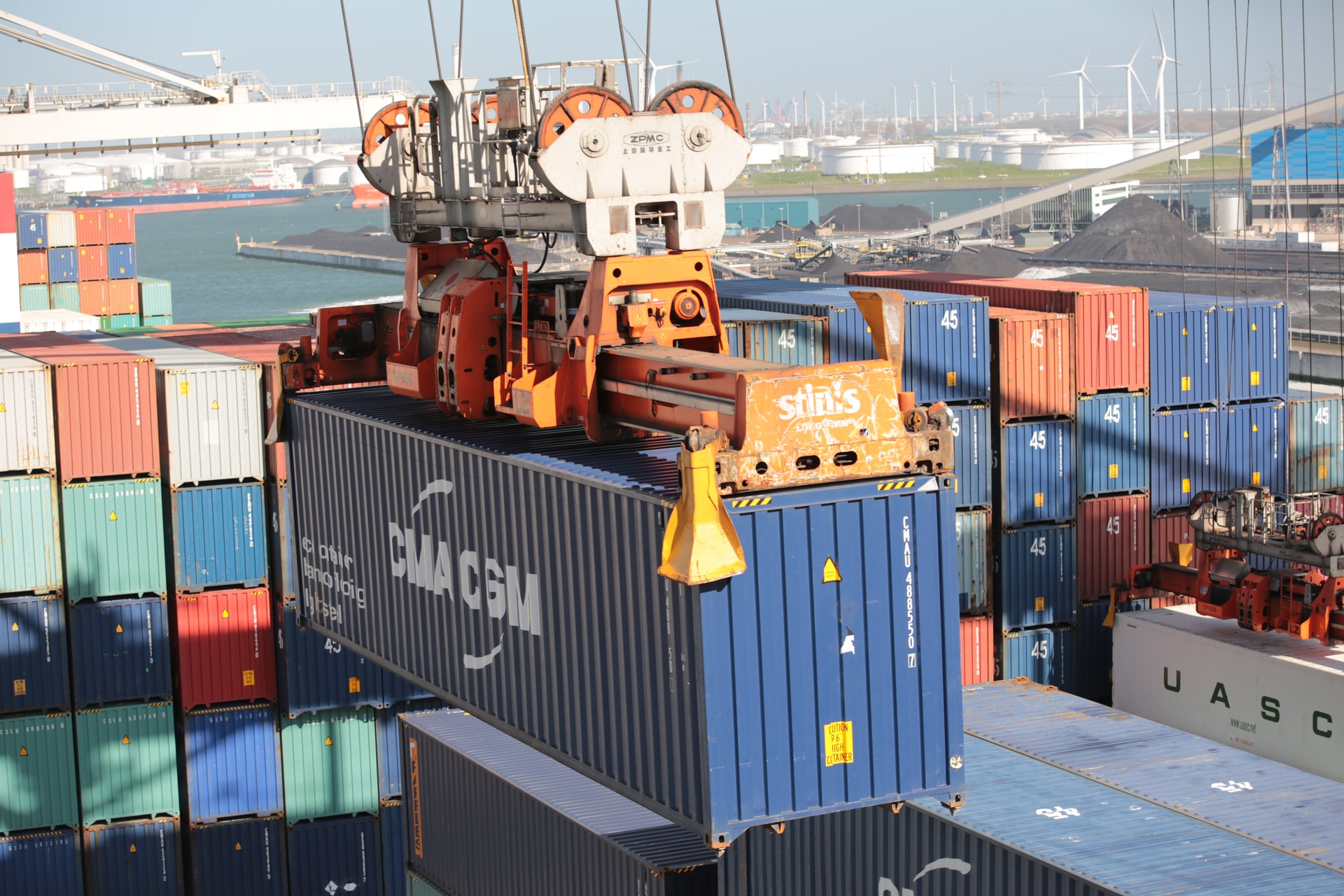 logistics image